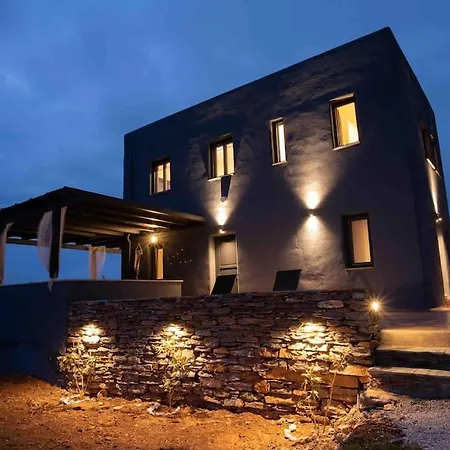 Esmeralda Kea Villa *